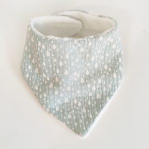 Bandana recogebabitas verde gotas en stock